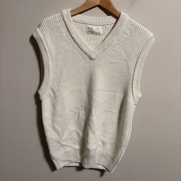 Zara White Ribbed Knit Oversized Sweater Vest- Size Small - Picture 4 of 8
